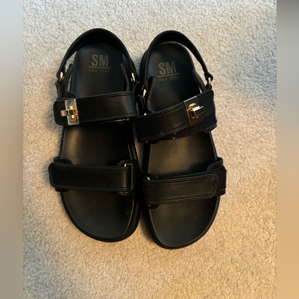 Steve Madden Black Velcro Sandals